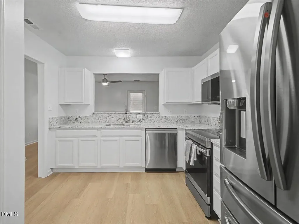 4805 Tanglewood Oaks Street Raleigh NC 27610