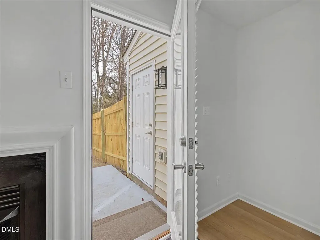 4805 Tanglewood Oaks Street Raleigh NC 27610