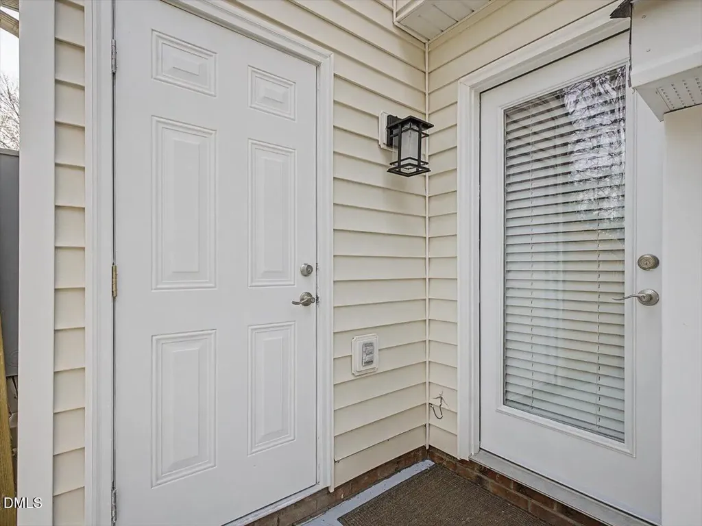 4805 Tanglewood Oaks Street Raleigh NC 27610