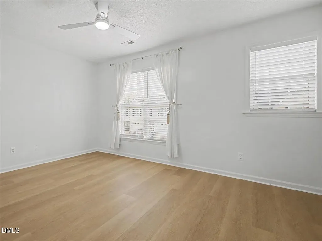 4805 Tanglewood Oaks Street Raleigh NC 27610