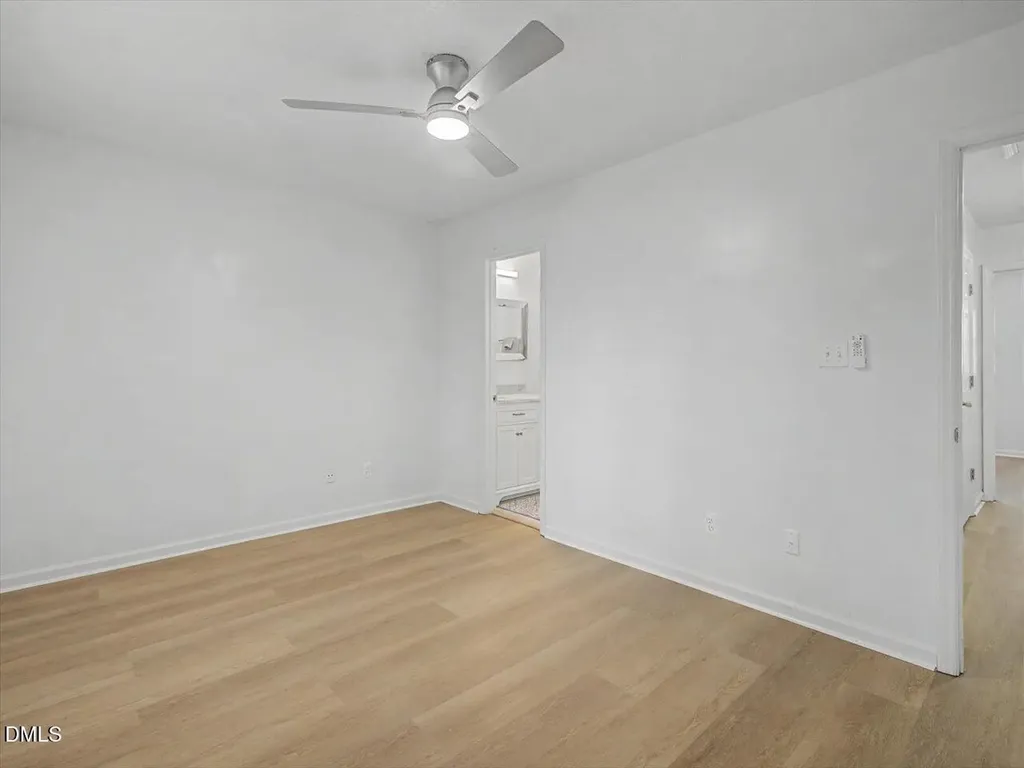 4805 Tanglewood Oaks Street Raleigh NC 27610