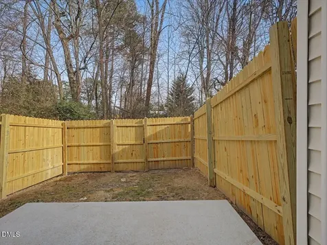 4805 Tanglewood Oaks Street Raleigh NC 27610