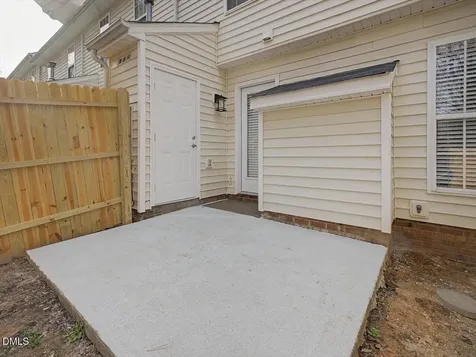 4805 Tanglewood Oaks Street Raleigh NC 27610