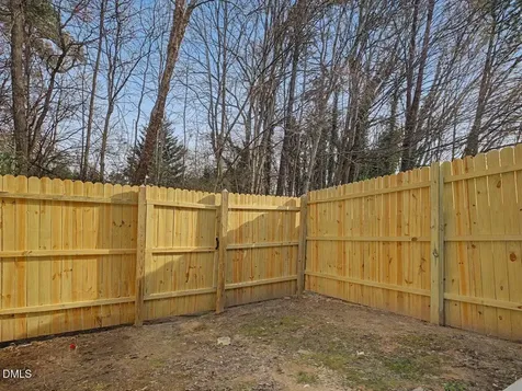 4805 Tanglewood Oaks Street Raleigh NC 27610