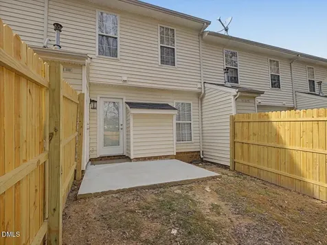 4805 Tanglewood Oaks Street Raleigh NC 27610
