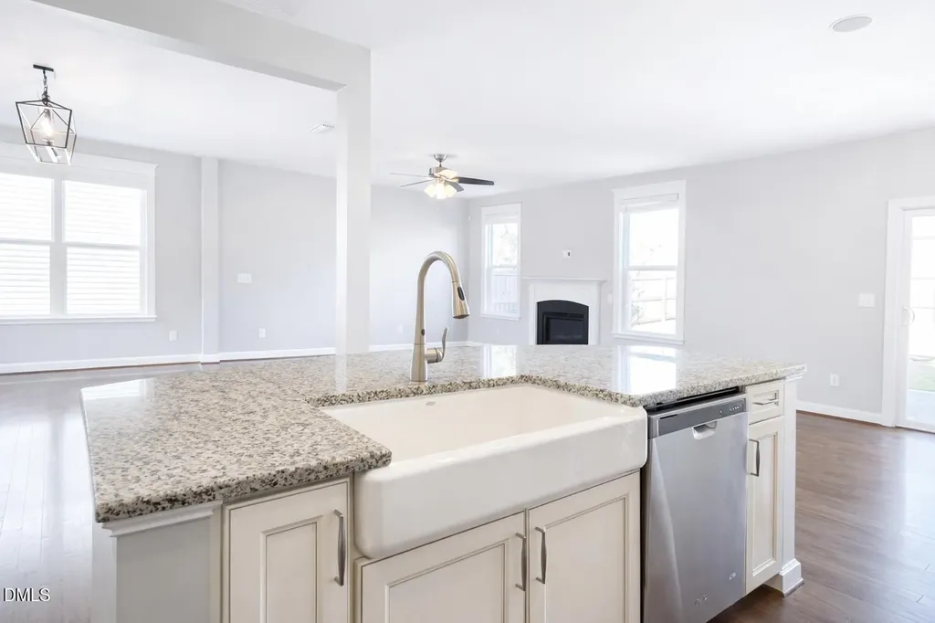 1236 Forest Fern Lane Fuquay Varina NC 27526