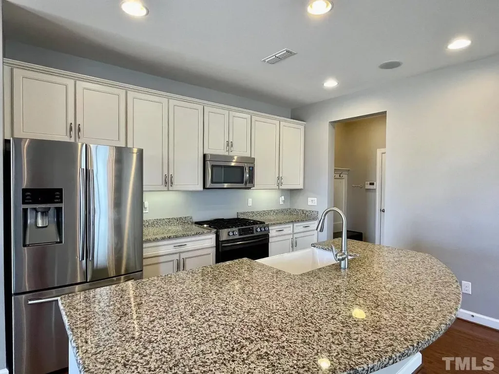 1236 Forest Fern Lane Fuquay Varina NC 27526