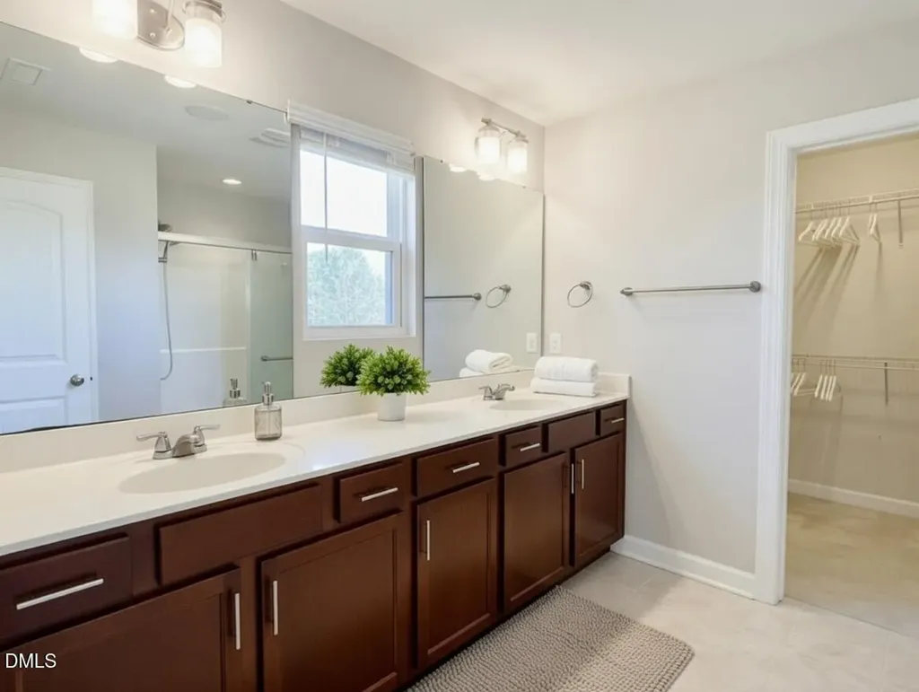 1236 Forest Fern Lane Fuquay Varina NC 27526