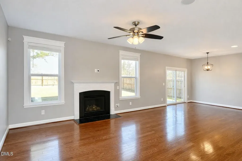 1236 Forest Fern Lane Fuquay Varina NC 27526