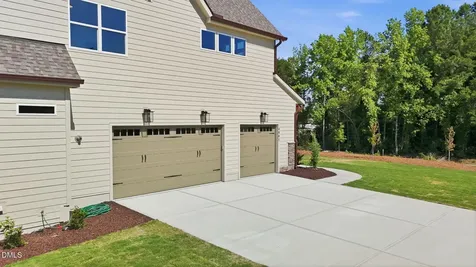 4805 Hopkins Glen Way Zebulon NC 27597