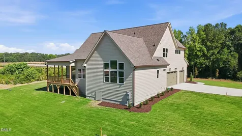 4805 Hopkins Glen Way Zebulon NC 27597