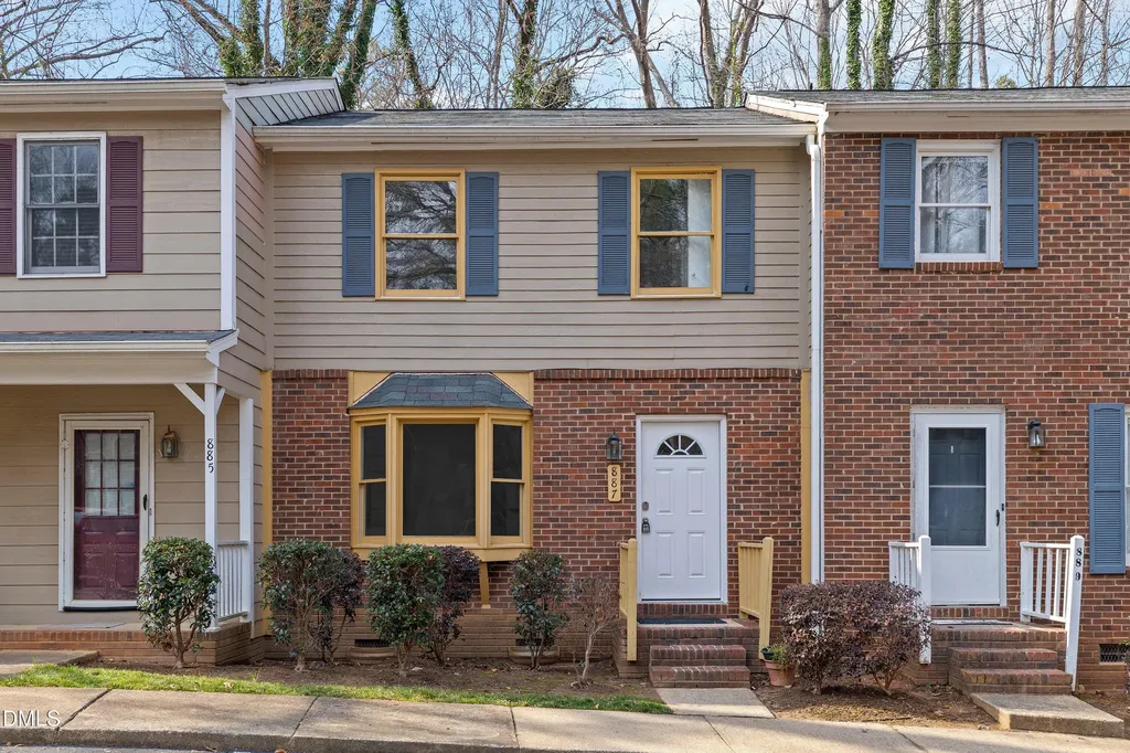 887 Dalewood Drive Raleigh NC 27610
