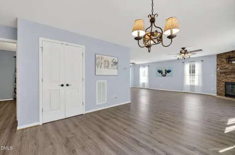 6512 Ten-ten Road Apex NC 27539