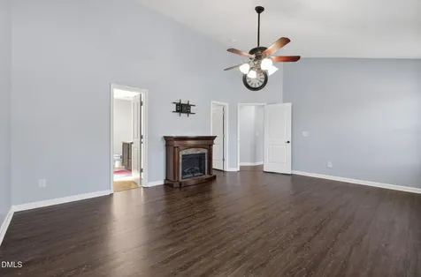 6512 Ten-ten Road Apex NC 27539
