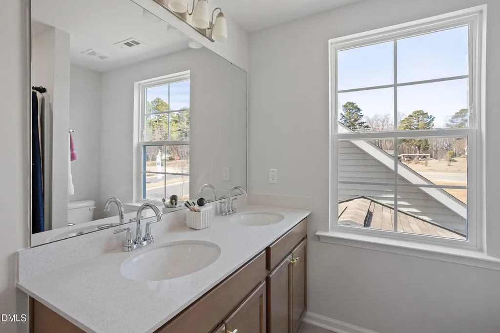 204 White Oak Garden Way Garner NC 27529