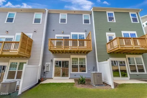 2716 Hunter Woods Drive Apex NC 27502