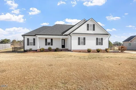 45 Braddock Drive Lillington NC 27546