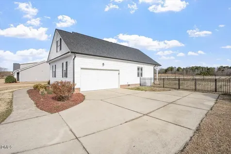45 Braddock Drive Lillington NC 27546