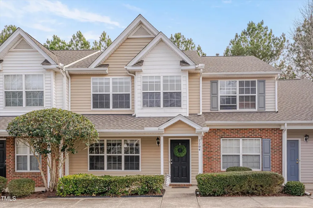 7704 Averette Field Drive Raleigh NC 27616