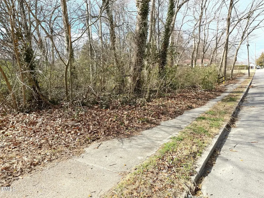 375 W Rockspring Street Henderson NC 27536
