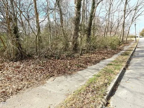 375 W Rockspring Street Henderson NC 27536