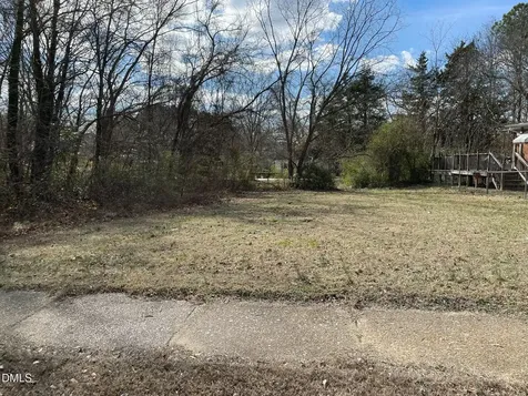 375 W Rockspring Street Henderson NC 27536