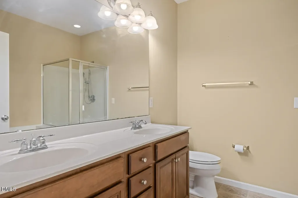 210 Chateau Place Chapel Hill NC 27516