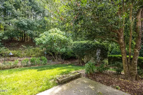 210 Chateau Place Chapel Hill NC 27516