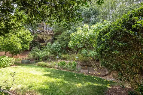 210 Chateau Place Chapel Hill NC 27516