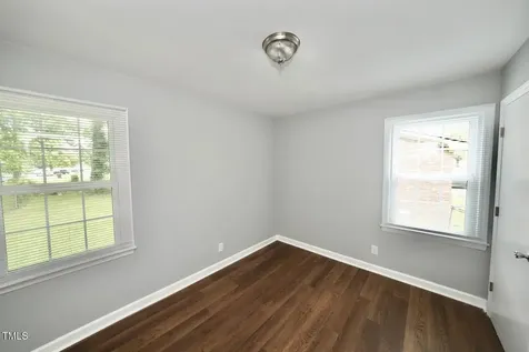 712 Boston Avenue Washington NC 27889