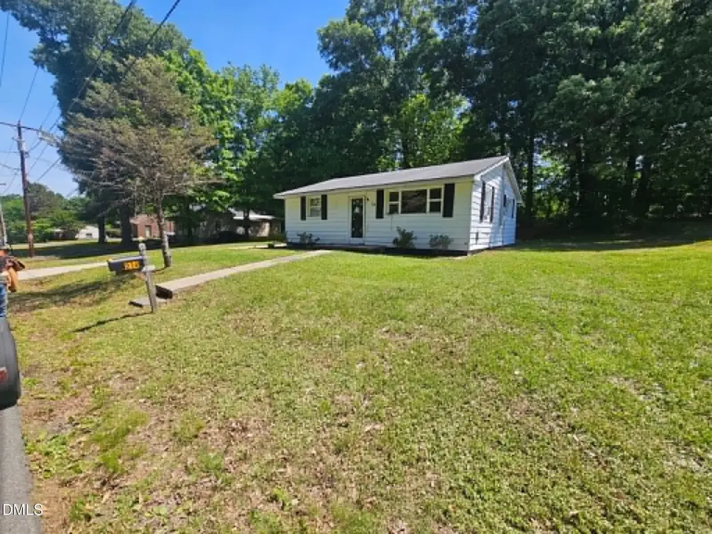 214 Cedar Street Eden NC 27288