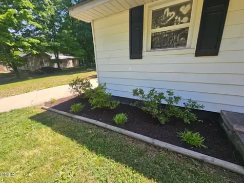 214 Cedar Street Eden NC 27288
