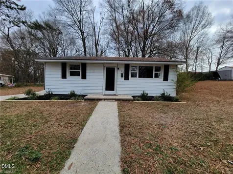 214 Cedar Street Eden NC 27288