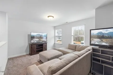 40 Echo Canyon Drive Clayton NC 27527