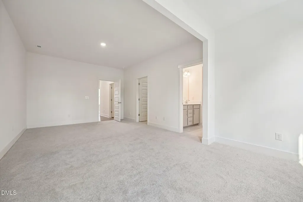 10904 Bayflower Way Raleigh NC 27617