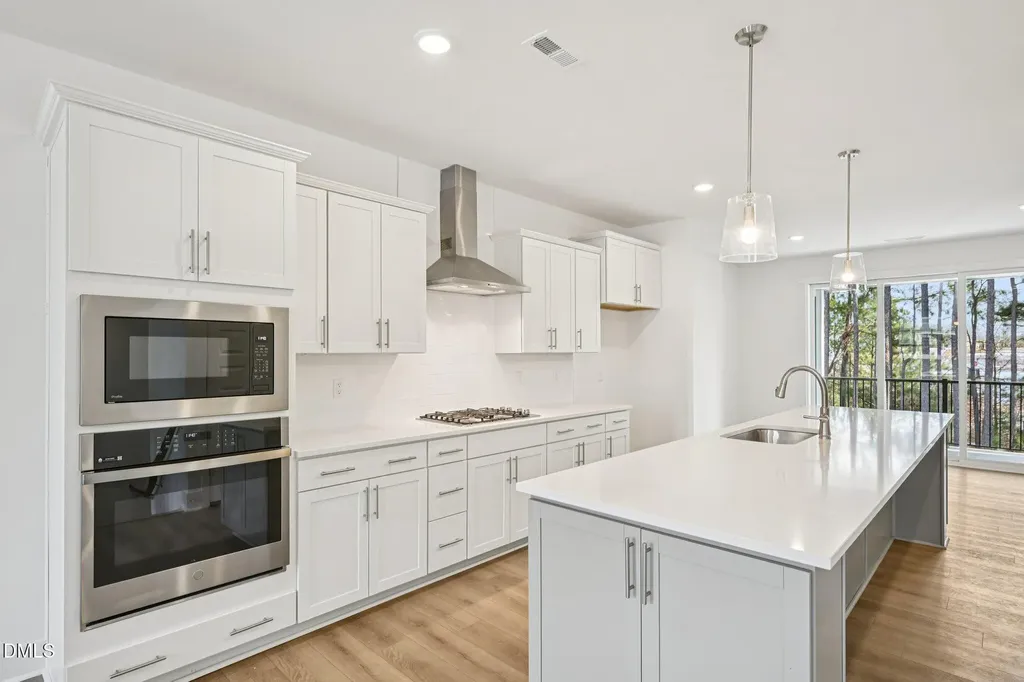 10904 Bayflower Way Raleigh NC 27617