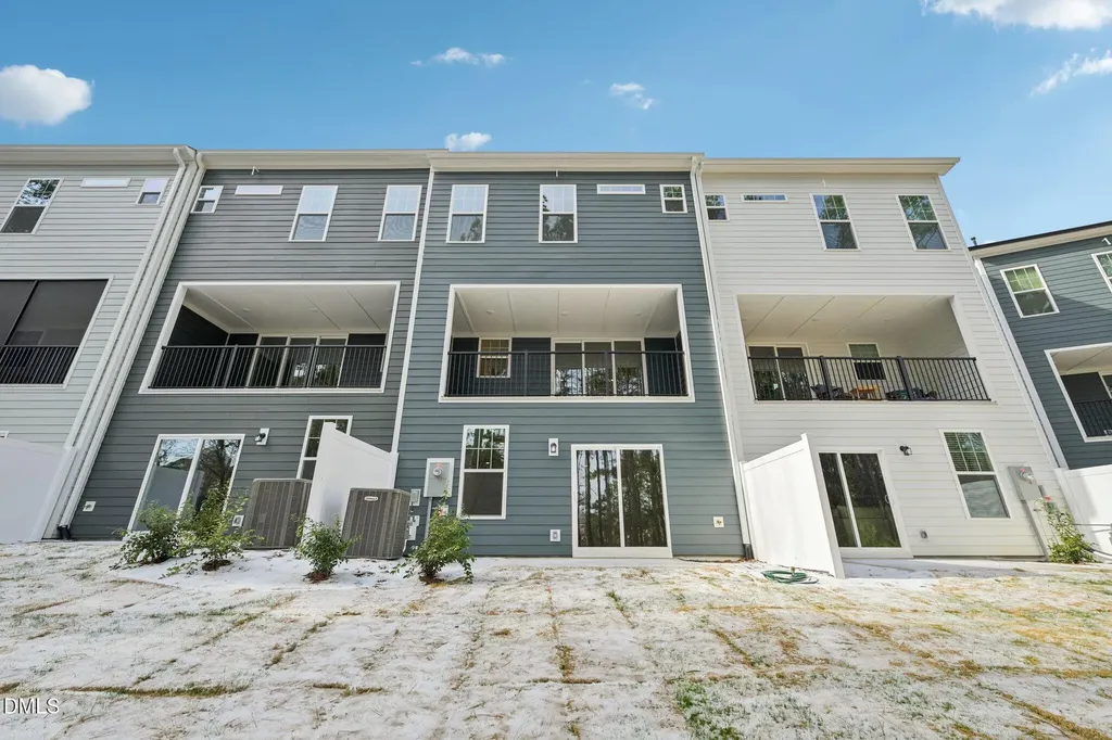 10904 Bayflower Way Raleigh NC 27617