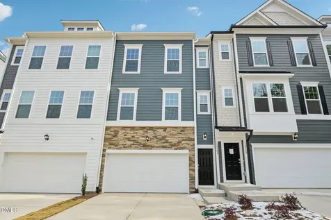 10904 Bayflower Way Raleigh NC 27617