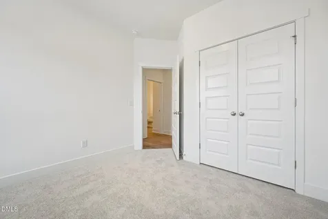 10904 Bayflower Way Raleigh NC 27617
