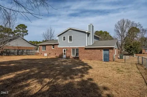 6467 Brookshire Street Fayetteville NC 28314
