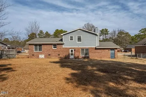 6467 Brookshire Street Fayetteville NC 28314