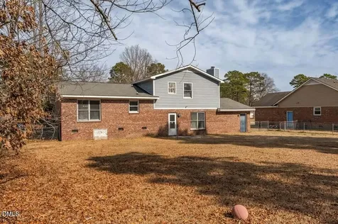 6467 Brookshire Street Fayetteville NC 28314