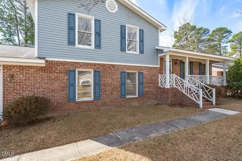6467 Brookshire Street Fayetteville NC 28314