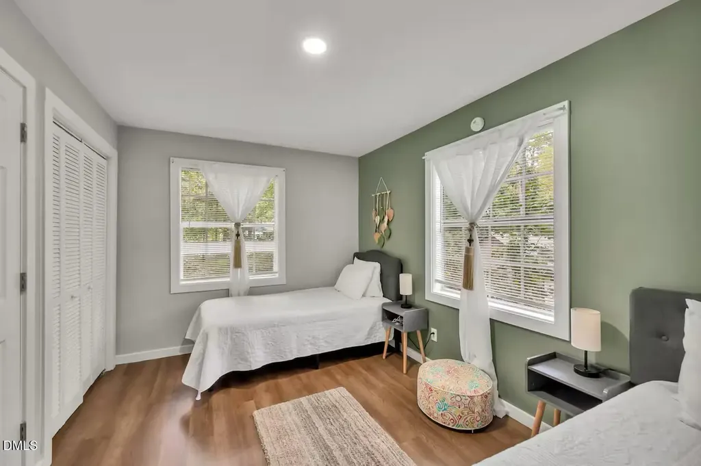 68 Willow Way Chapel Hill NC 27516