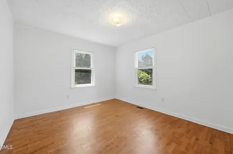 149 Martin Street Elon NC 27244