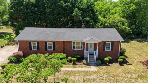 149 Martin Street Elon NC 27244