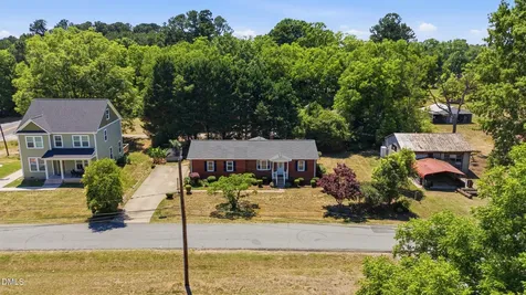 149 Martin Street Elon NC 27244