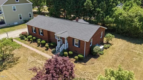 149 Martin Street Elon NC 27244