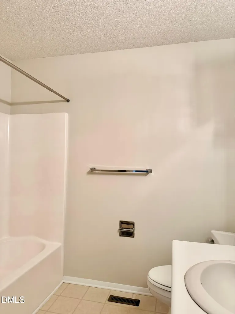 127 Essex Drive Chapel Hill NC 27514