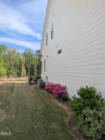 1748 Deacon Falls Way Wendell NC 27591
